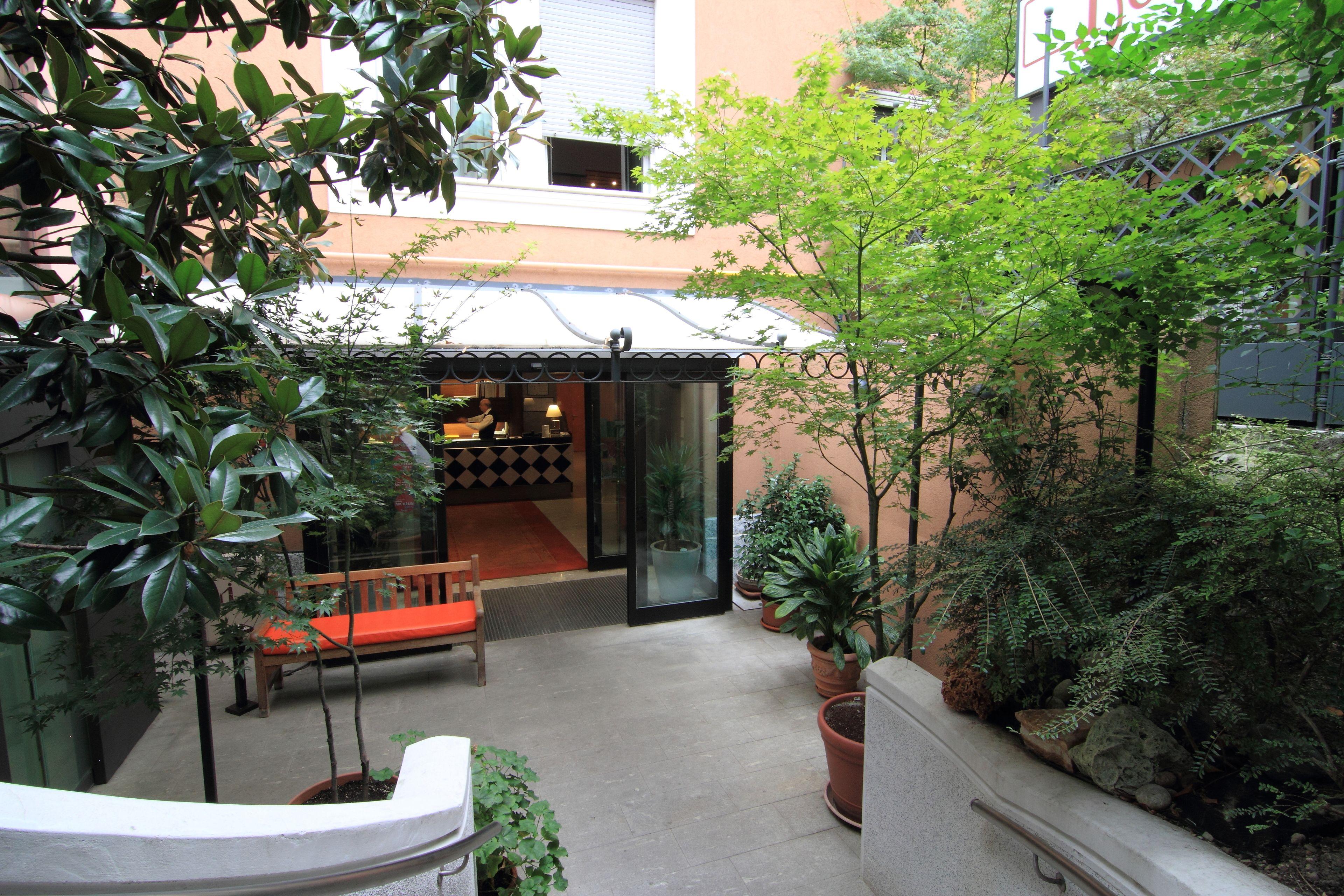 Hotel Metro, Milan
